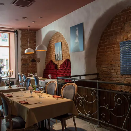Boutique Justus Szálloda 4*