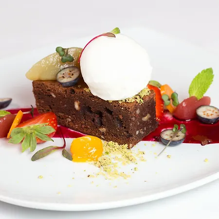 ホテル Boutique Justus 4*