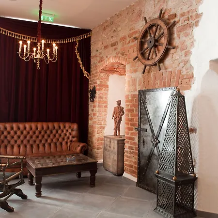 Boutique Justus Hotell