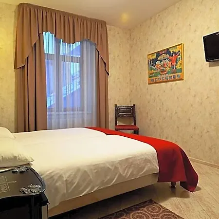 Boutique Justus ホテル 4*
