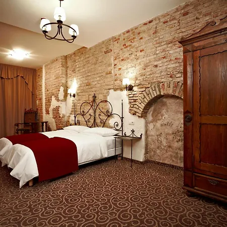 Boutique Justus 4*