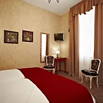 Boutique Justus 4*