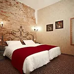 Готель Boutique Justus