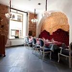 Готель Boutique Justus 4*